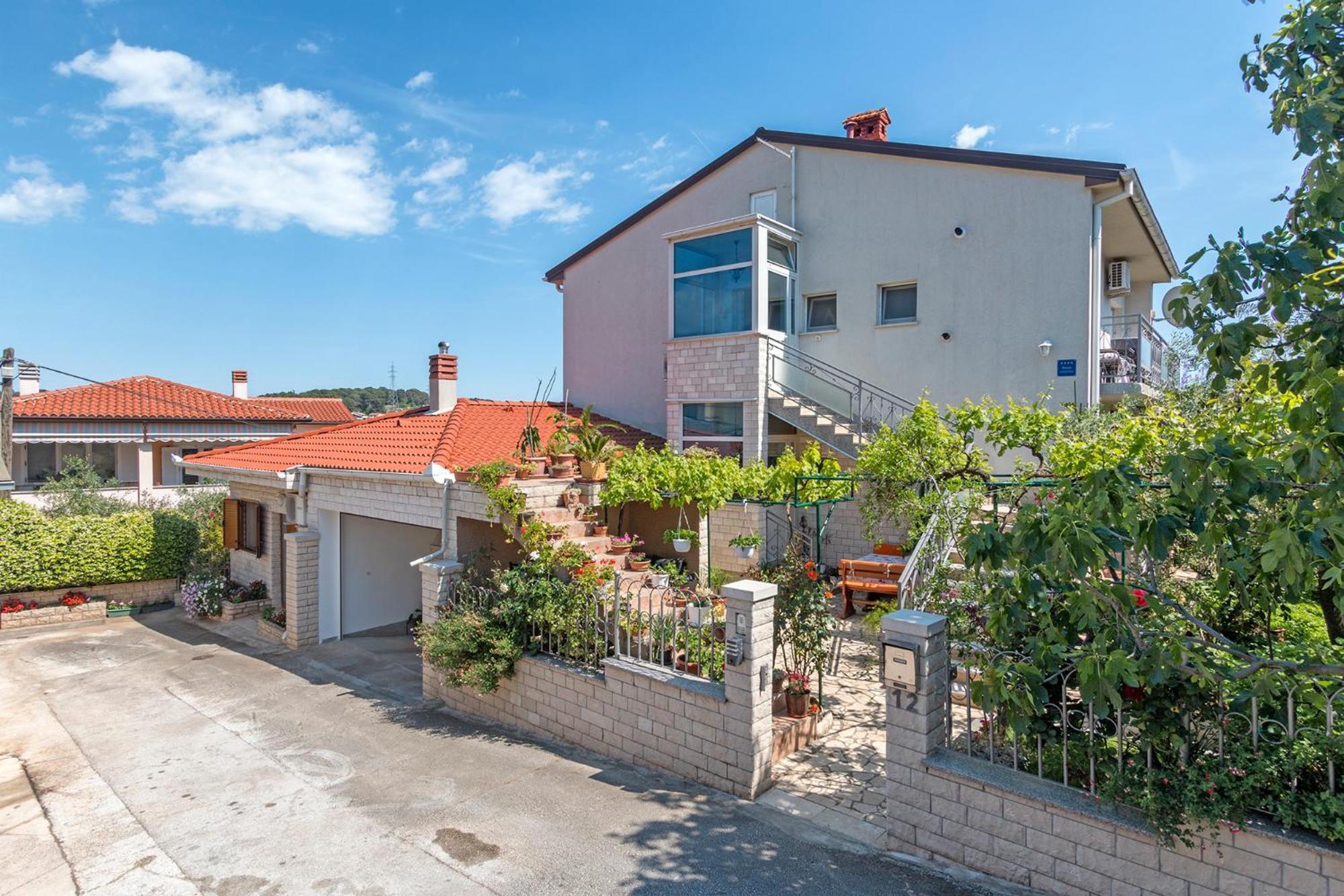 Studio Apartment Oliva Pula Exterior photo
